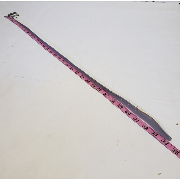 White Belt Silver Buckle Woman 34 inches Unbranded Imperfect - Picture 6 of 9